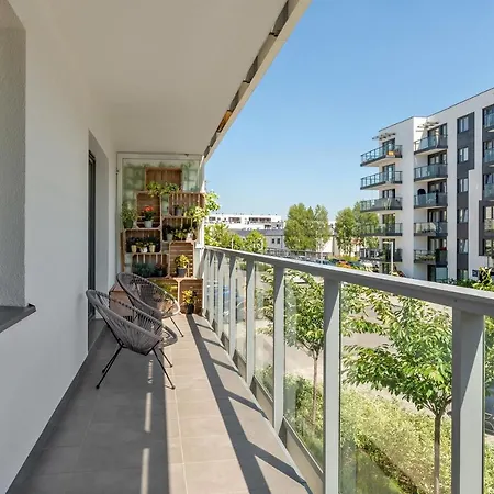 Apartmán Downtown Slaska 17 *